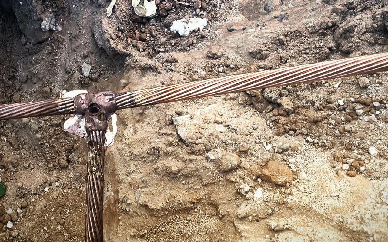 Substation earthing systems